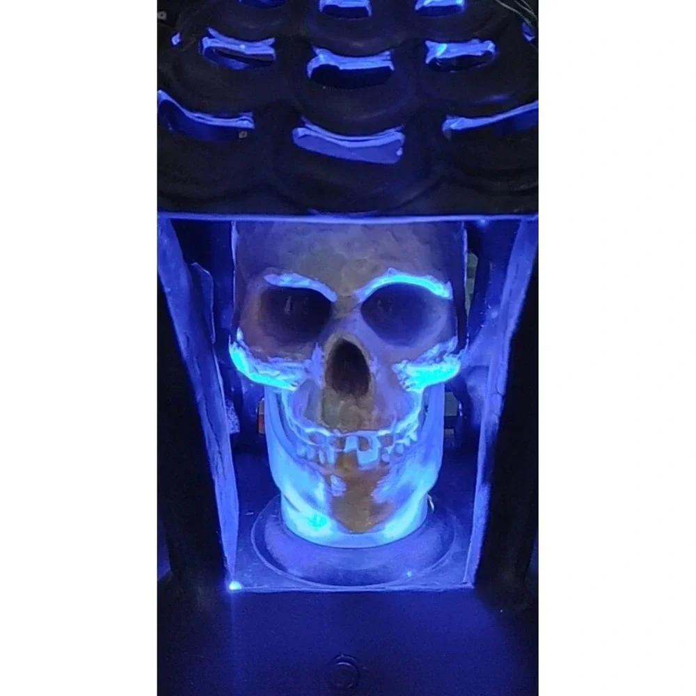 TESTED ~ Vtg 90's Gemmy Animated Talking‎ Skull in Lantern HALLOWEEN ~ WORKS